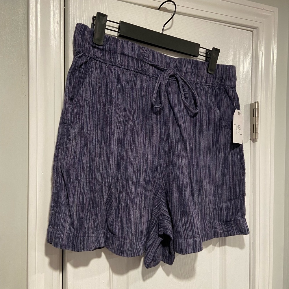NWT Time & Tru Size S Blue Linen Blend Comfy Pull On Drawstring Shorts Pockets - Picture 3 of 16